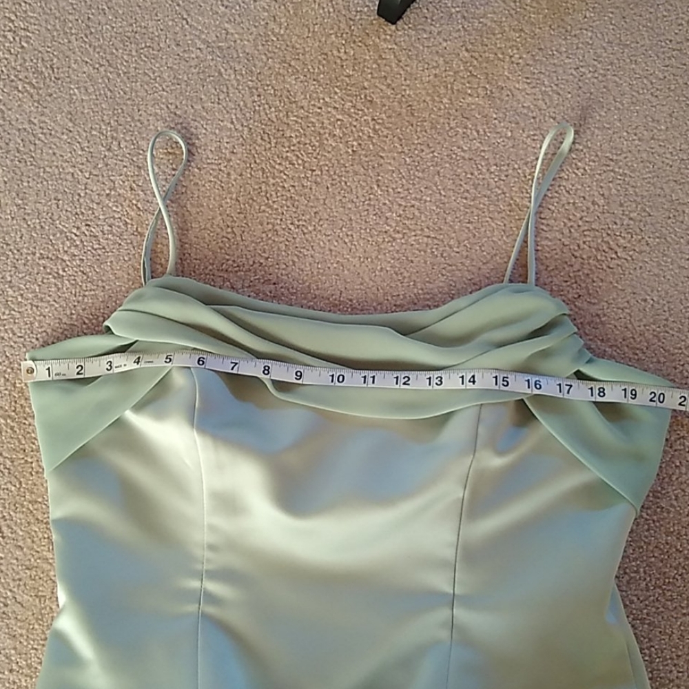 Alfred Angelo gown - Picture 9 of 16